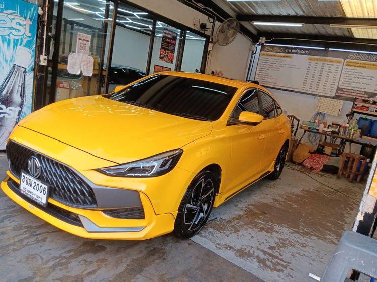 MG MG5 2022 1.5 D+ Sedan เบนซิน ไม่ติดแก๊ส เกียร์อัตโนมัติ เหลือง รูปที่ 3