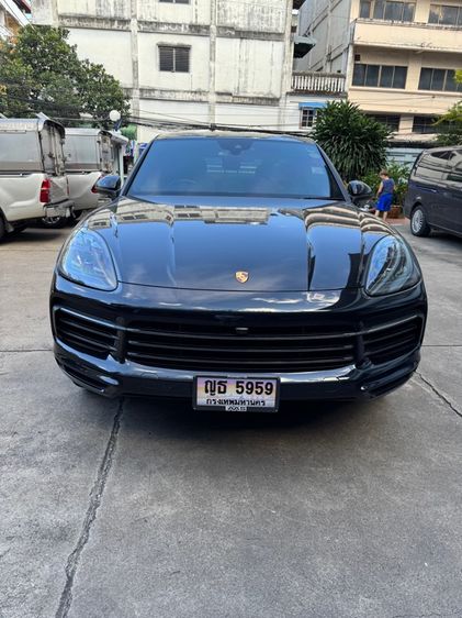 รถ Porsche Cayenne 3.0 E-Hybrid Coupé 4WD สี ดำ
