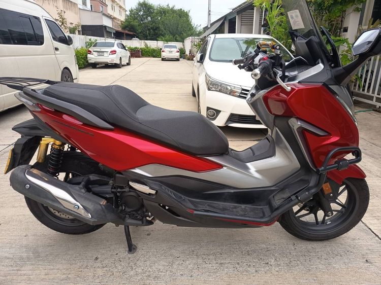 ขายด่วนมาก Honda Forza 300 รูปที่ 4