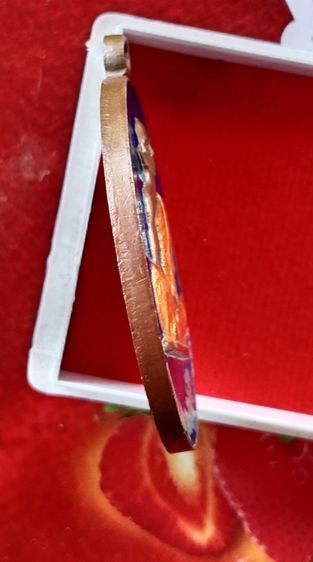 หลวงพ่อคูณ วัดบ้านไร่ รุ่นพุทธคุณสยามมหาลาภ ปี 54 รูปที่ 4