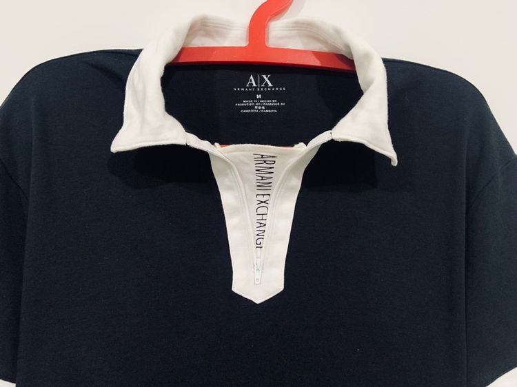 เสื้อโปโล A X ARMANI EXCHANGE แท้ 💯 size M อก 20.5 ยาว 27 นิ้ว สภาพดีมาก สีดำเข้ม ดีเทลรูดซิป ทรงสวย เนื้อผ้าดีมาก หายากน่าสะสมครับ รูปที่ 2