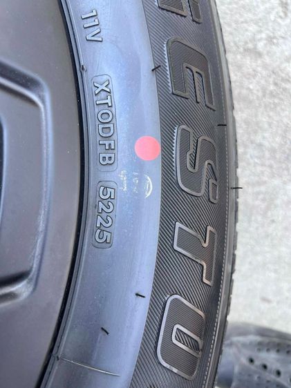 แม็กโตโยต้า ทราโว่ ขอบ18 พร้อมยางบริสโตน 265 60 18 ปลายปี25 แม็กป้ายแดงสีเดิม ตุ่มหน้ายางยังอยู่ทุกเส้น ใส่ revo vigo fortuner รูปที่ 2