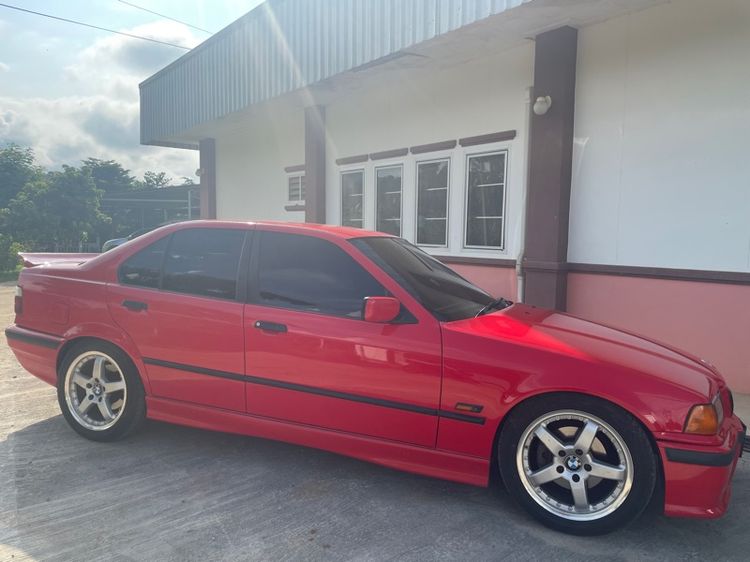 BMW Series 3 1996 323i Sedan เบนซิน LPG เกียร์อัตโนมัติ แดง รูปที่ 2