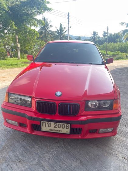 รถ BMW Series 3 323i สี แดง
