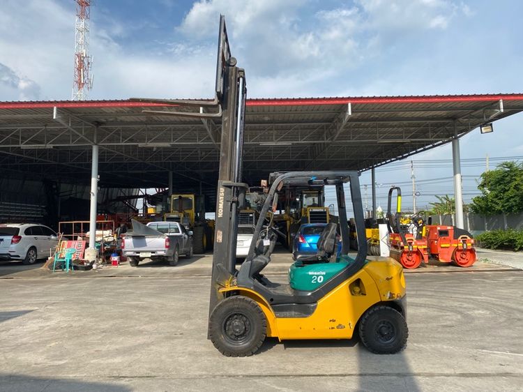 รถฟอร์คลิฟท์ KOMATSU  รุ่น FD20T-16 ยก 2ตัน  ยกสูง 3เมตร 