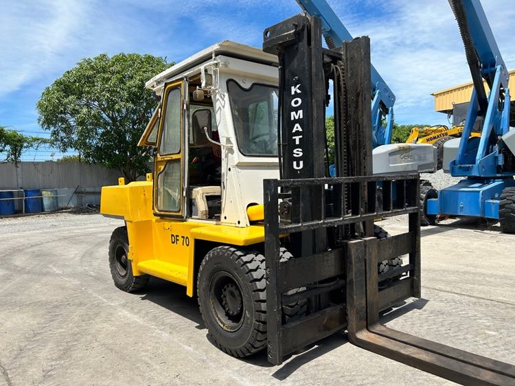 รถฟอร์คลิฟท์ KOMATSU รุ่น DF70 ขนาด 7 ตัน ยกสูง 3 เมตร งาสไลด์ 2 ข้าง รูปที่ 6