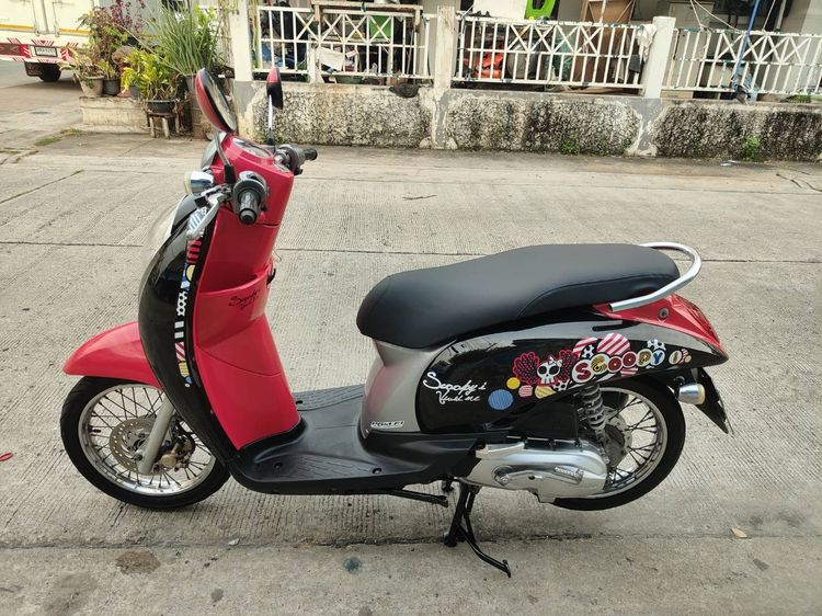 🛵ยังไงก็ขาย SCOOPY-i ปี 54 เครื่องดี สีสวย สตาร์ทมือ เล่มชุดโอนครบ+เปลี่ยนถ่ายน้ำมันเครื่องฟรี ส่งฟรี30 ก.ม รูปที่ 2