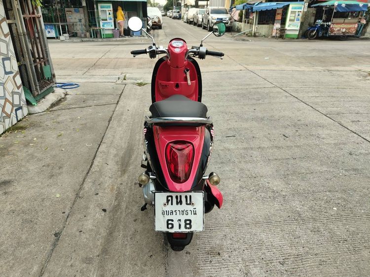 🛵ยังไงก็ขาย SCOOPY-i ปี 54 เครื่องดี สีสวย สตาร์ทมือ เล่มชุดโอนครบ+เปลี่ยนถ่ายน้ำมันเครื่องฟรี ส่งฟรี30 ก.ม รูปที่ 5