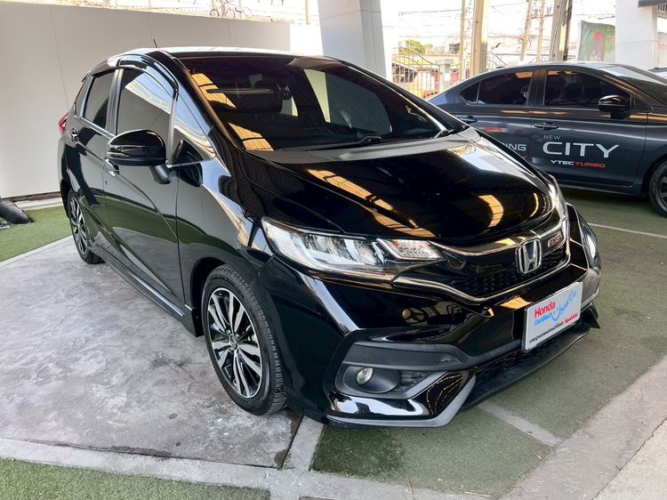 Honda Jazz 2019 1.5 RS Plus i-VTEC Sedan เบนซิน ไม่ติดแก๊ส เกียร์อัตโนมัติ ดำ รูปที่ 3