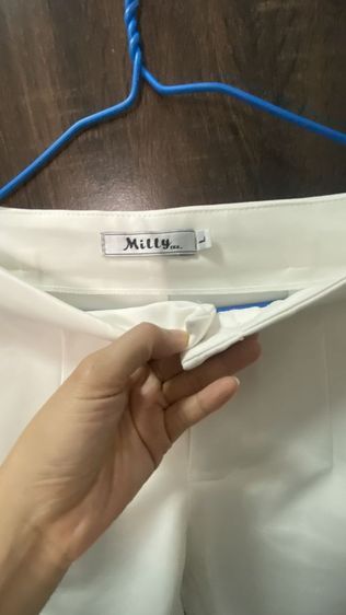 กางเกงขาวผ้าเนื้อดีหนายืดได้ 1 แถมเสื้อฟรี 2ตัว จากปกติราคา 790  รูปที่ 2