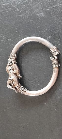 กำไลเงินแท้ งานนอกหัวแพะประมานปี1960 รูปที่ 9