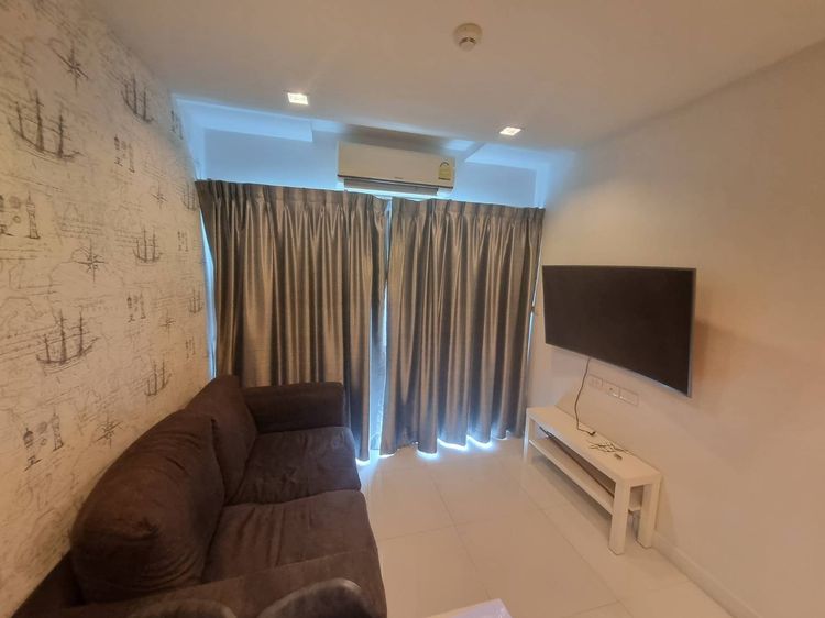 ตกแต่งครบ สร้างเสร็จก่อน 2010 Nice Condo  2   Beds 2 Baths  sea view for sale and very good prime location near sea and main road very comfortable Na Jomtien Pattaya รูปที่ 4