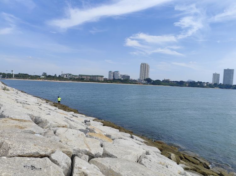 ตกแต่งครบ สร้างเสร็จก่อน 2010 Nice Condo 2 Beds 2 Baths sea view for sale and very good prime location near sea and main road very comfortable Na Jomtien Pattaya รูปที่ 3