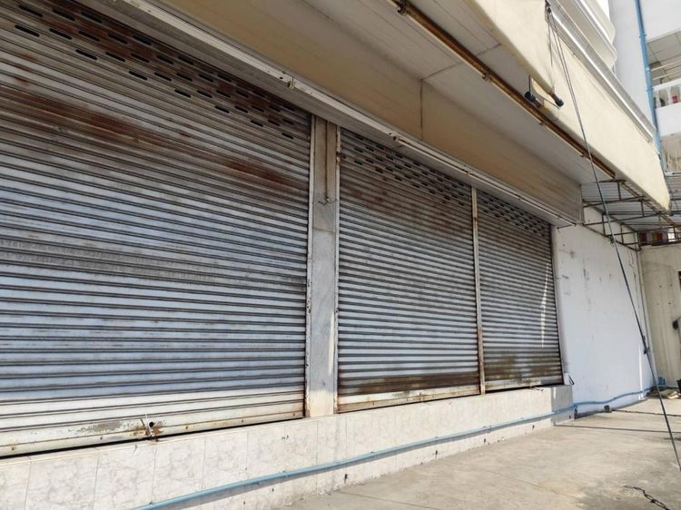 Rent building 5 storeys  main road ให้เช่าโกดังหรือโชว์รูมสินค้า อาคารติดถนน ประเวศ รูปที่ 4