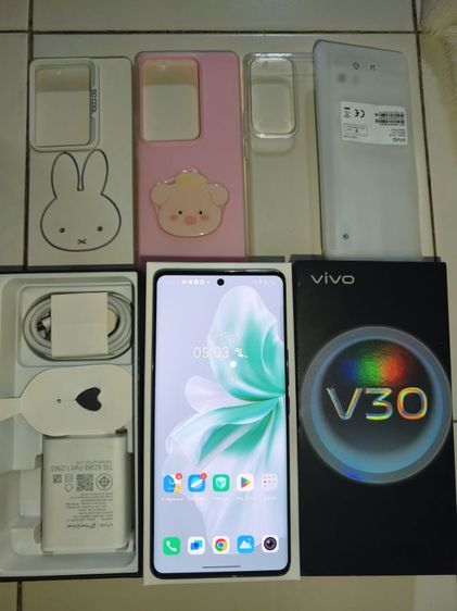 Vivo V30 5G ใหม่มากครบกล่อง