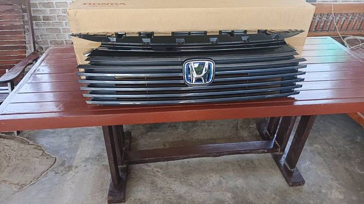 กระจังหน้า HR-V mc2025 ถอดโชว์รูมตอนออกรถ 0910321386 รูปที่ 4