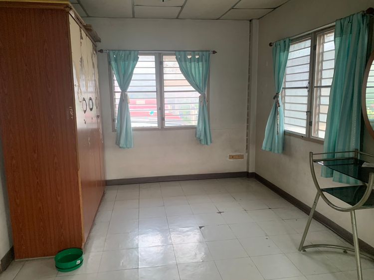 ไม่มี บ้านเดี่ยวสองชั้น 95 ตารางวา ลำลูกกา29 ใกล้สถานีรถไฟฟ้าคูคต รูปที่ 3