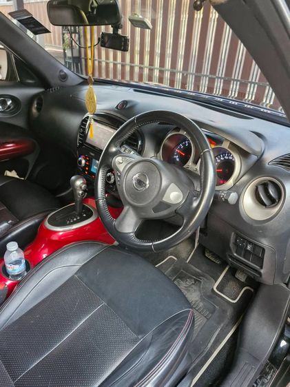 Nissan Juke 2015 1.6 E Sedan เบนซิน ไม่ติดแก๊ส เกียร์อัตโนมัติ ดำ รูปที่ 3