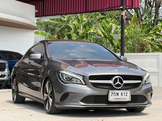 2018 BENZ CLA 200 เดิมๆนัดไม่ขยับ