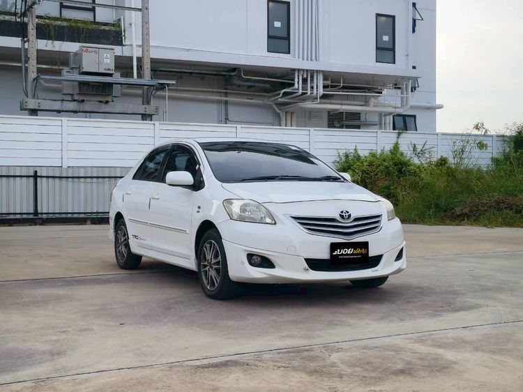 Toyota Vios 2011 1.5 Trd Sportivo Sedan เบนซิน ไม่ติดแก๊ส เกียร์อัตโนมัติ ขาว รูปที่ 3