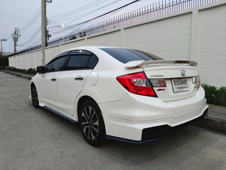 Honda Civic 2014 1.8 ES i-VTEC Sedan เบนซิน ไม่ติดแก๊ส เกียร์อัตโนมัติ ขาว รูปที่ 2