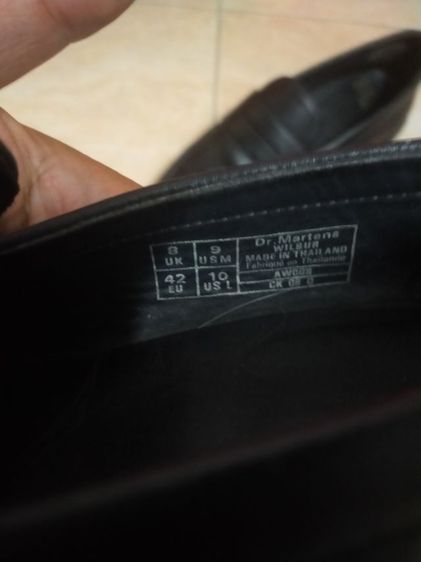 รองเท้า Dr.martens ไซซ์ 42 วัดได้ 26.5-27ซม.ใส่ได้ สภาพดี หนังดีมาก พื้นดี  รูปที่ 3