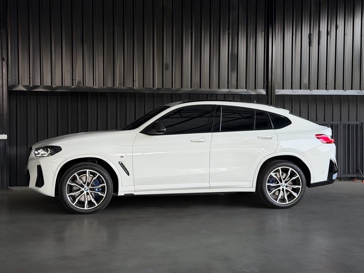 BMW X4 2025 2.0 xDrive20d M Sport 4WD Utility-car ดีเซล ไม่ติดแก๊ส เกียร์อัตโนมัติ ขาว รูปที่ 4