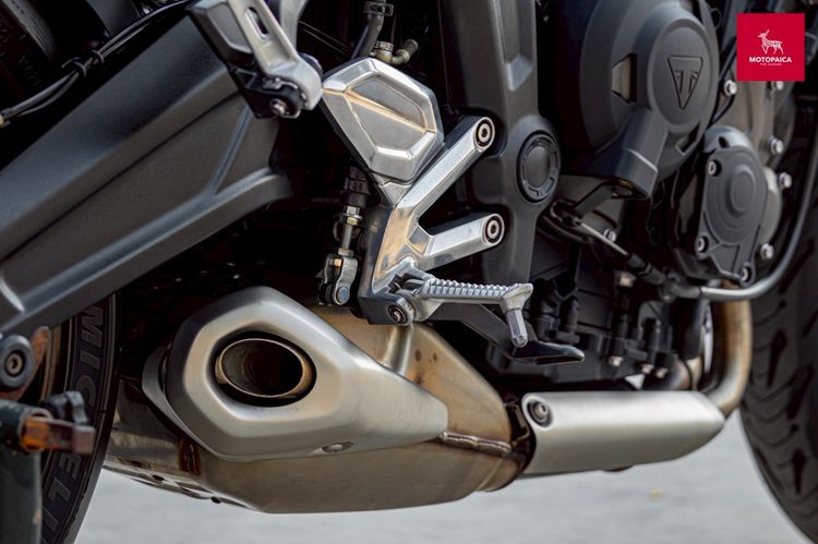 Triumph Trident660 ปี2022 เจ้าของเดียว สีดำ วิ่ง4,000Km. รูปที่ 7