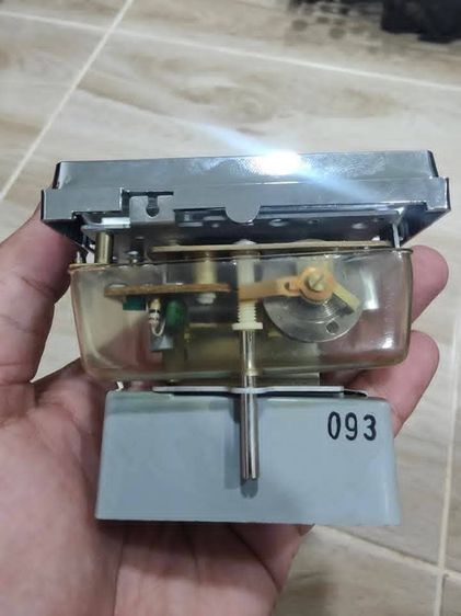 นาฬิกาติดรถยนต์ แนวคลาสสิค แปลงใส่ได้หลายรุ่น ของใหม่ NOS OLD STOCK  ระบบ TRANSISTOR  รูปที่ 11