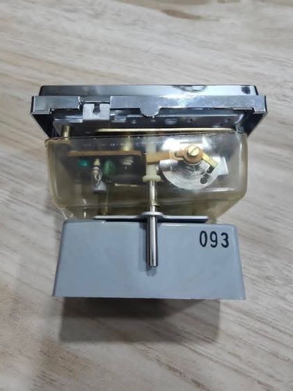 นาฬิกาติดรถยนต์ แนวคลาสสิค แปลงใส่ได้หลายรุ่น ของใหม่ NOS OLD STOCK  ระบบ TRANSISTOR  รูปที่ 9