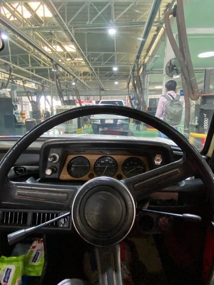 BMW Classic Car 1972 รุ่นย่อยอื่นๆ Sedan เบนซิน เกียร์ธรรมดา ขาว รูปที่ 3