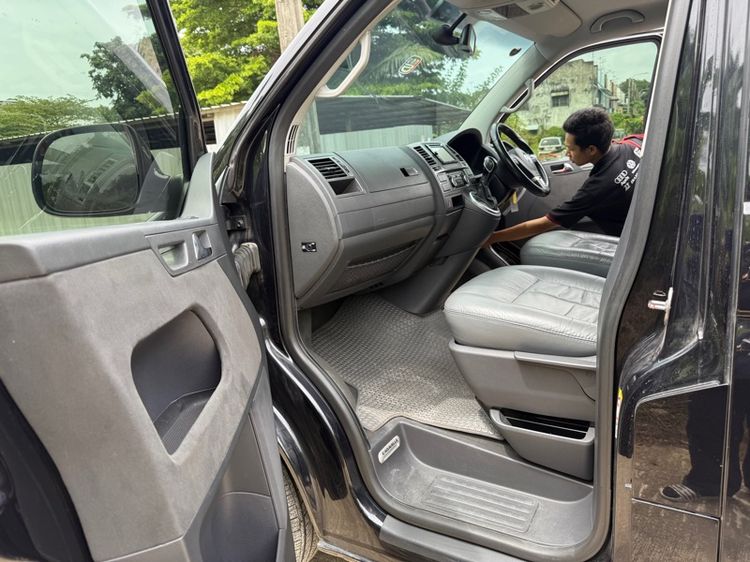 Volkswagen Caravelle 2013 2.0 TDi Van ดีเซล เกียร์อัตโนมัติ ดำ รูปที่ 3
