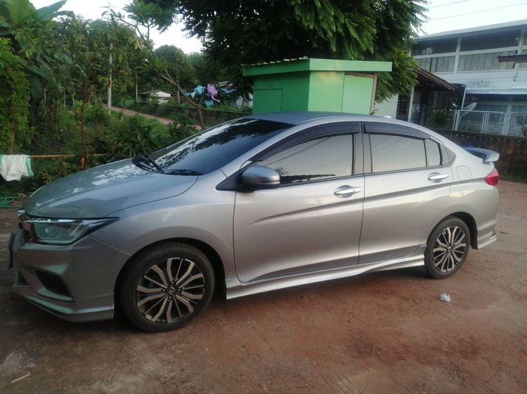 Honda City 2017 1.5 Sv i-VTEC Sedan เบนซิน เกียร์อัตโนมัติ บรอนซ์เงิน รูปที่ 3