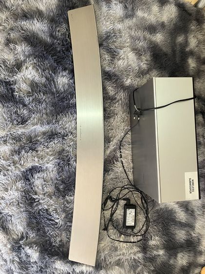 ซาวด์บาร์ ลำโพงแยกชิ้น และซับวูฟเฟอร์ ขาย Samsung Curved Soundbar 4.1CH รุ่น HW-J7501R พร้อม Subwoofer ไร้สาย ใช้งานได้ปกติ 