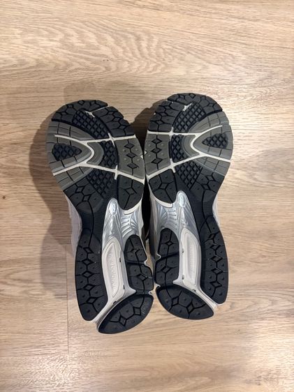 New Balance 2002R สภาพใหม่ใช้น้อย รูปที่ 3
