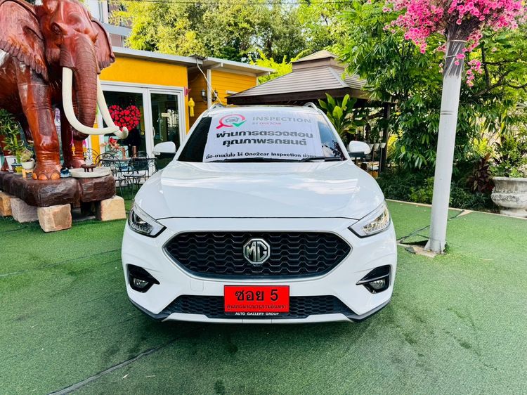 รถ MG ZS 1.5 V Sunroof สี ขาว