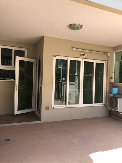 มีบางส่วน ทาวโฮม 3 ชั้น รูปที่ 2