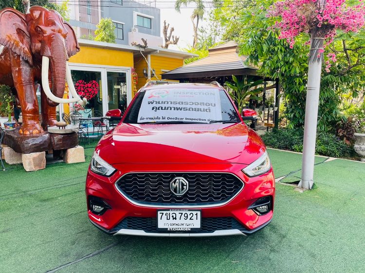 MG ZS 2025 1.5 V Sunroof Utility-car เบนซิน ไม่ติดแก๊ส เกียร์อัตโนมัติ แดง รูปที่ 4