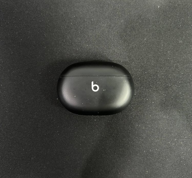 Beats Studio Buds หูฟังไร้สาย สีดำ พร้อมระบบตัดเสียงรบกวน รูปที่ 3