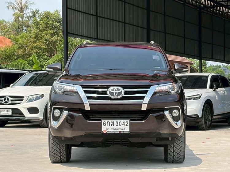 Toyota Fortuner 2017 2.4 V Utility-car ดีเซล ไม่ติดแก๊ส เกียร์อัตโนมัติ น้ำตาล รูปที่ 3