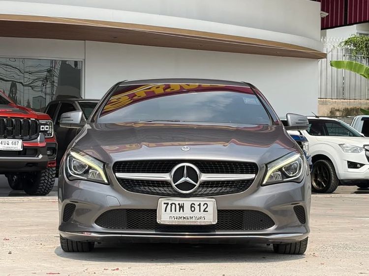 Mercedes-Benz CLA-Class 2018 CLA200 Sedan เบนซิน ไม่ติดแก๊ส เกียร์อัตโนมัติ เทา รูปที่ 3