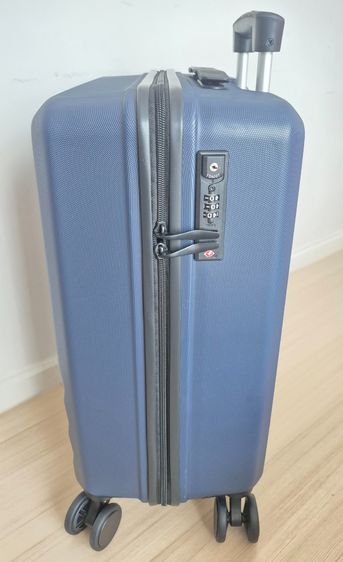 กระเป๋าเดินทาง caggigoni ล้อลาก 20 นิ้ว มือ 1 มือหนึ่ง สภาพนางฟ้า 899 รูปที่ 4