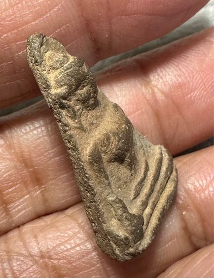 พระผงสุพรรณ พิมพ์หน้าแก่ รูปที่ 3