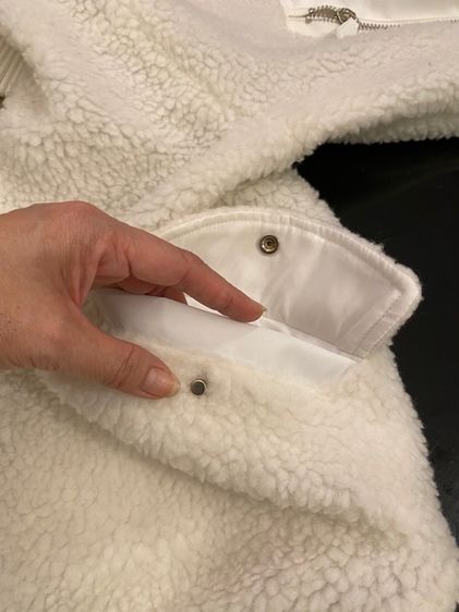 เบอร์เบอรึ่ เสื้อกันหนาว สภาพใหม่เอี่ยมใส่ได้ทั้งสองด้านค่ะ  รูปที่ 12