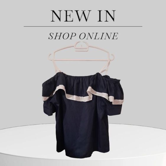 เสื้อเปิดไหล่สีกรม เข้ม มือสองสภาพ S M L ใส่ได้ (ส่งฟรี)