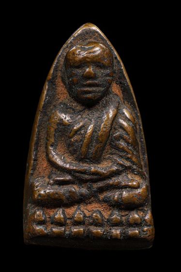 รูปหล่อหลวงปู่ทวด วัดช้างไห้ หลังเตารีด