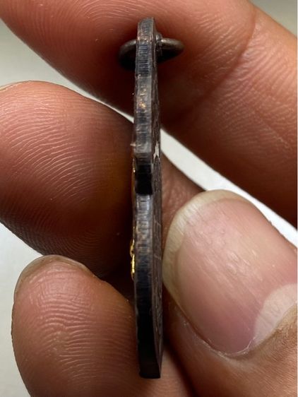 เหรียญหลวงพ่อเพชร หน้ากากทอง  รูปที่ 4