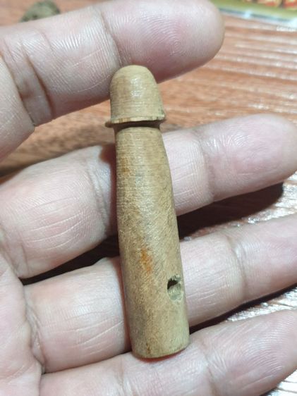 ปลัดขิกหลวงปู่เมฆ และ ปลัดขิก ไม้กาฝาก ไม่ทราบวัดและปีที่ออก สภาพสวยเก่าได้อายุ ปลัดขิกหลวงปู่เมฆ 300 ปลัดขิกไม้กาฝาก 400 สนใจ 2 อันคิด 500 รูปที่ 15