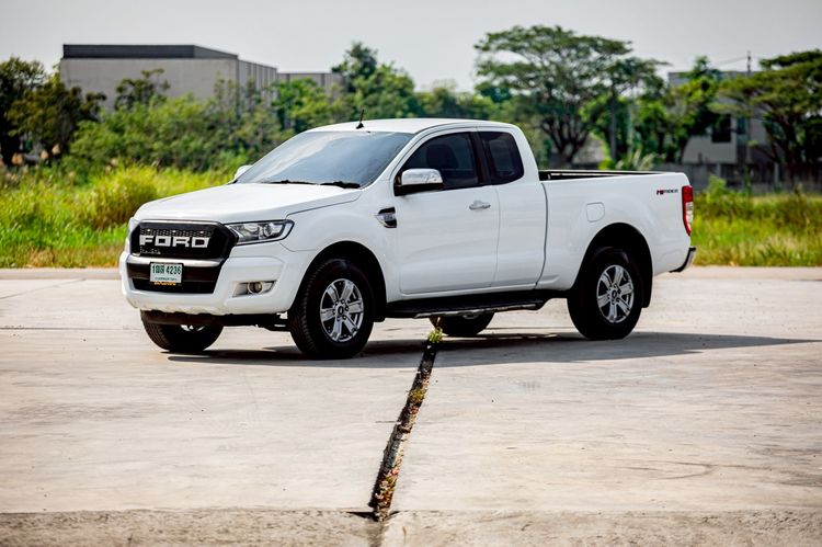 Ford Ranger 2016 2.2 Hi-Rider XLT Pickup ดีเซล เกียร์อัตโนมัติ ขาว รูปที่ 3