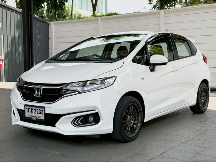 Honda Jazz 2019 1.5 S Sedan เบนซิน ไม่ติดแก๊ส เกียร์อัตโนมัติ ขาว รูปที่ 3